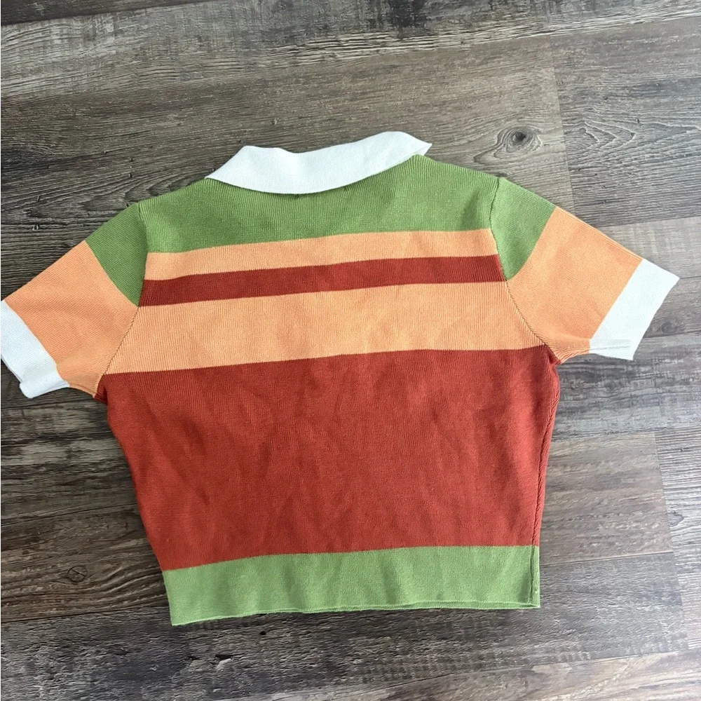 Dolls Kill Sugar Thrillz 70’s Inspired Cropped Polo Shirt Extra Small XS - Picture 3 of 3